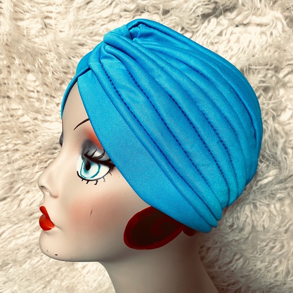 Stunning Turquoise vintage, retro pinup turban hat